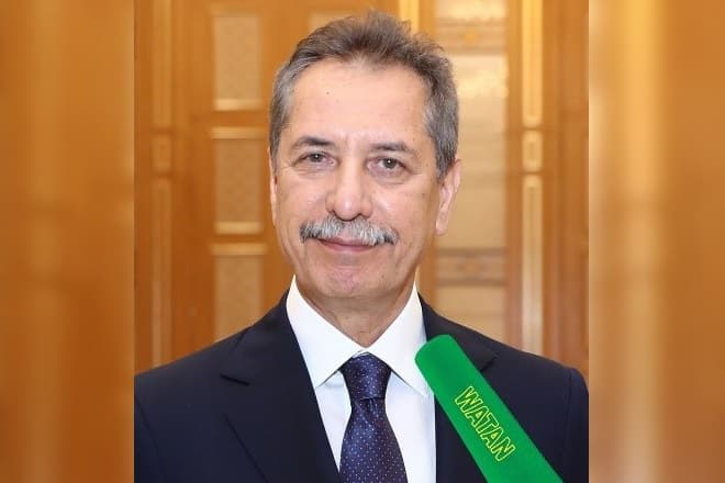 nacionalnyj-lider-turkmenskogo-naroda-predsedatel-halk-maslahaty-turkmenistana-vstretilsya-s-rukovoditelem-gruppy-kompanij-calyk-holding