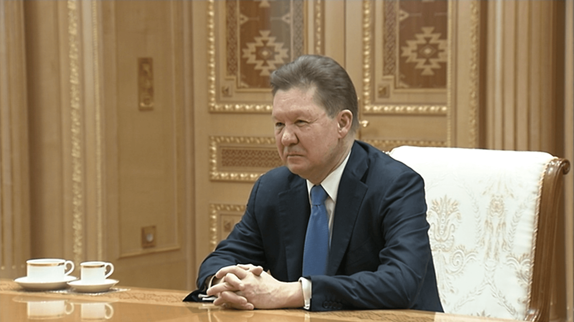 prezident-turkmenistana-prinyal-predsedatelya-pravleniya-pao-gazprom