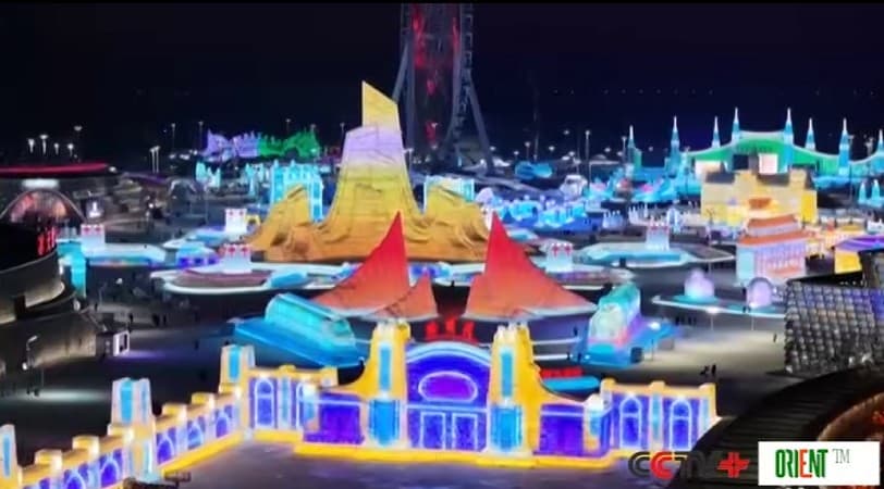 Ледяные скульптуры Харбина украсили крупнейший в мире парк «Лёд и снег»