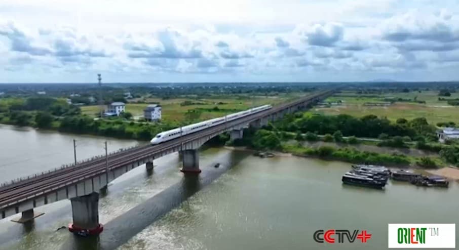 China’s new high-speed train unveils ambition to bridge technology, manufacturing