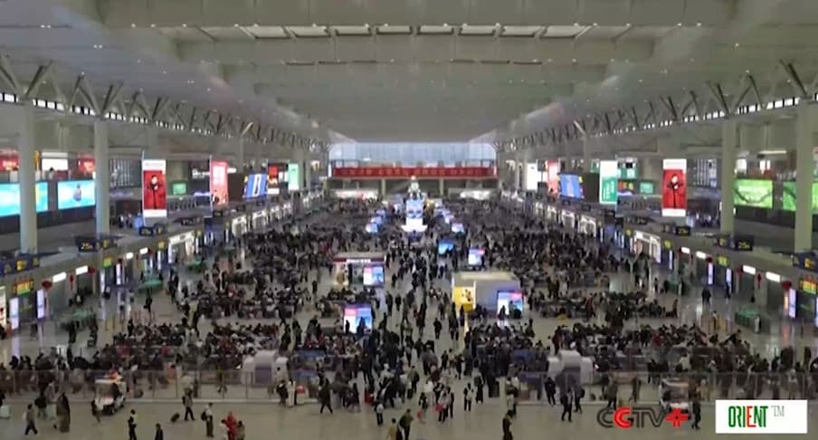 Рекордные пассажиропотоки показали мощь транспортной системы и перемены в жизни китайцев