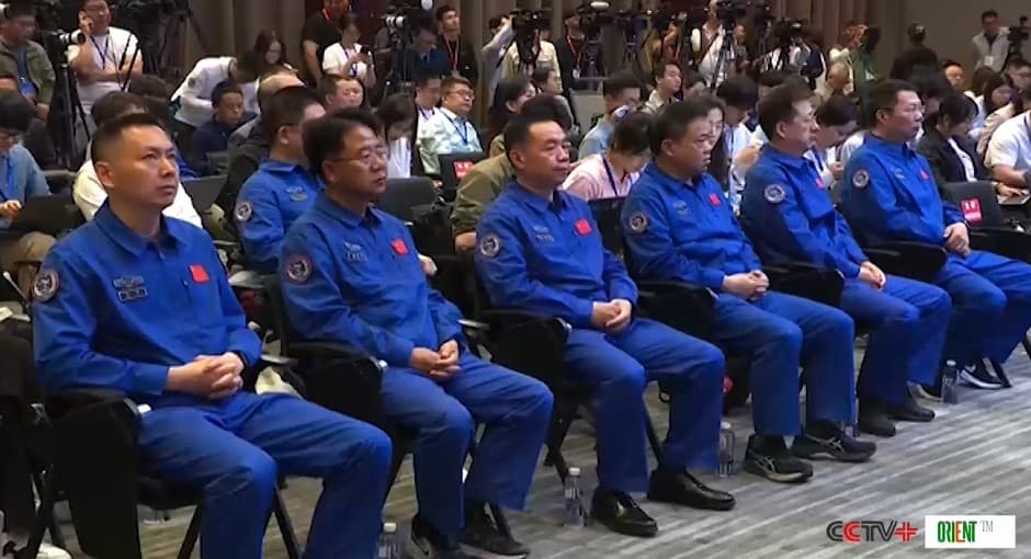 2030: China Prepares to Land a Man on the Moon. The Tiangong Station Will Become a Launchpad for the Future
