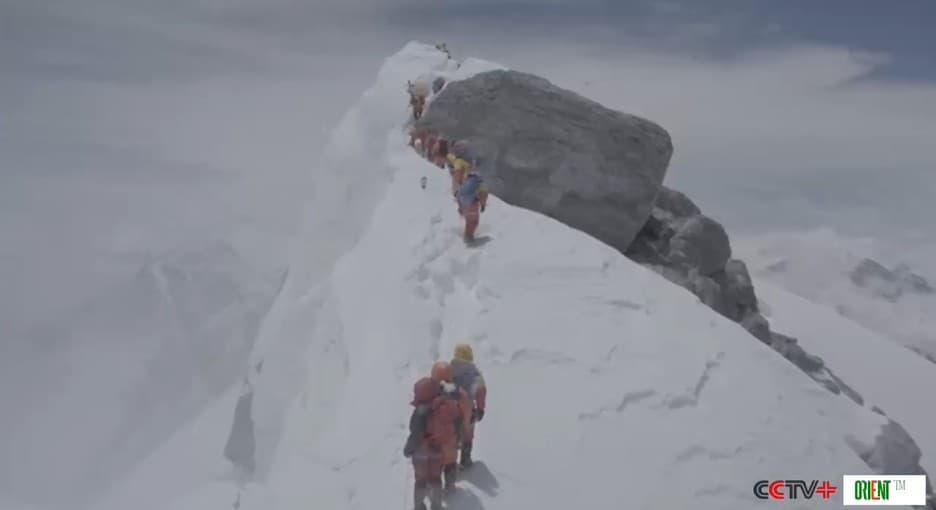 China-Nepal Expedition Drills Ice Cores on the Summit of Qomolangma. From 6,000 to 8,848 Meters — Ice and Snow Samples for Climate Research