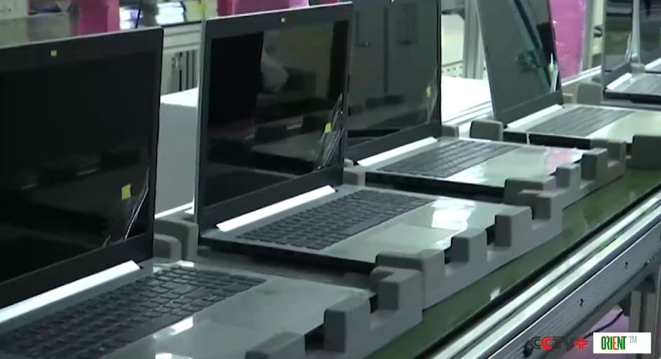 China’s Electronics Industry Accelerated to 14 Percent. Who Is Buying 390 Million Smartphones, and Why Does It Matter for the Global Economy?