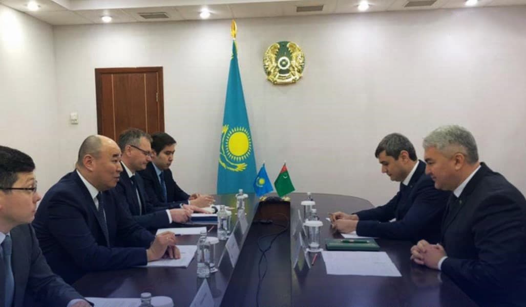 Казахстан выразил готовность к сотрудничеству с Туркменистаном в стекольной промышленности