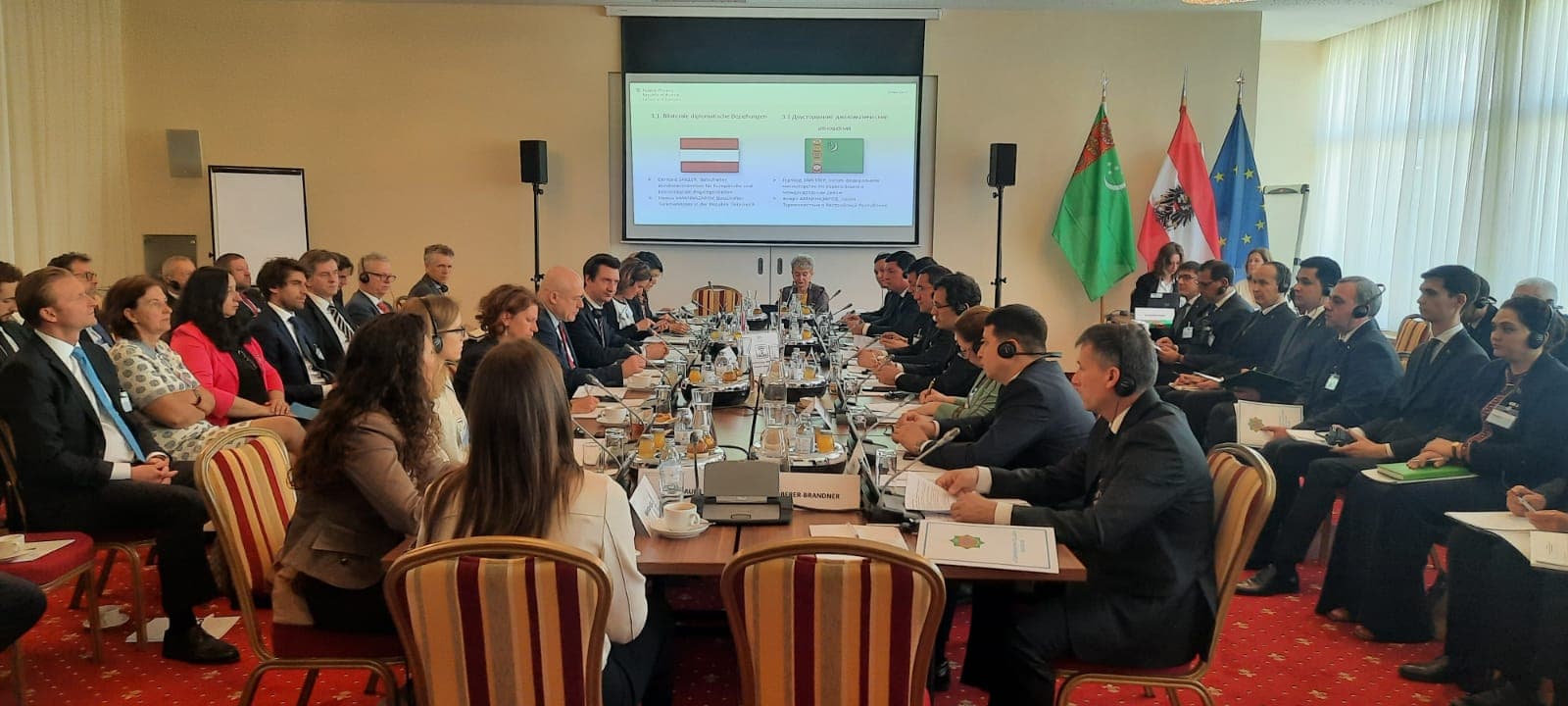 Туркменистан и Австрия увеличили торговлю в 5 раз: в Вене сверили часы на этом треке
