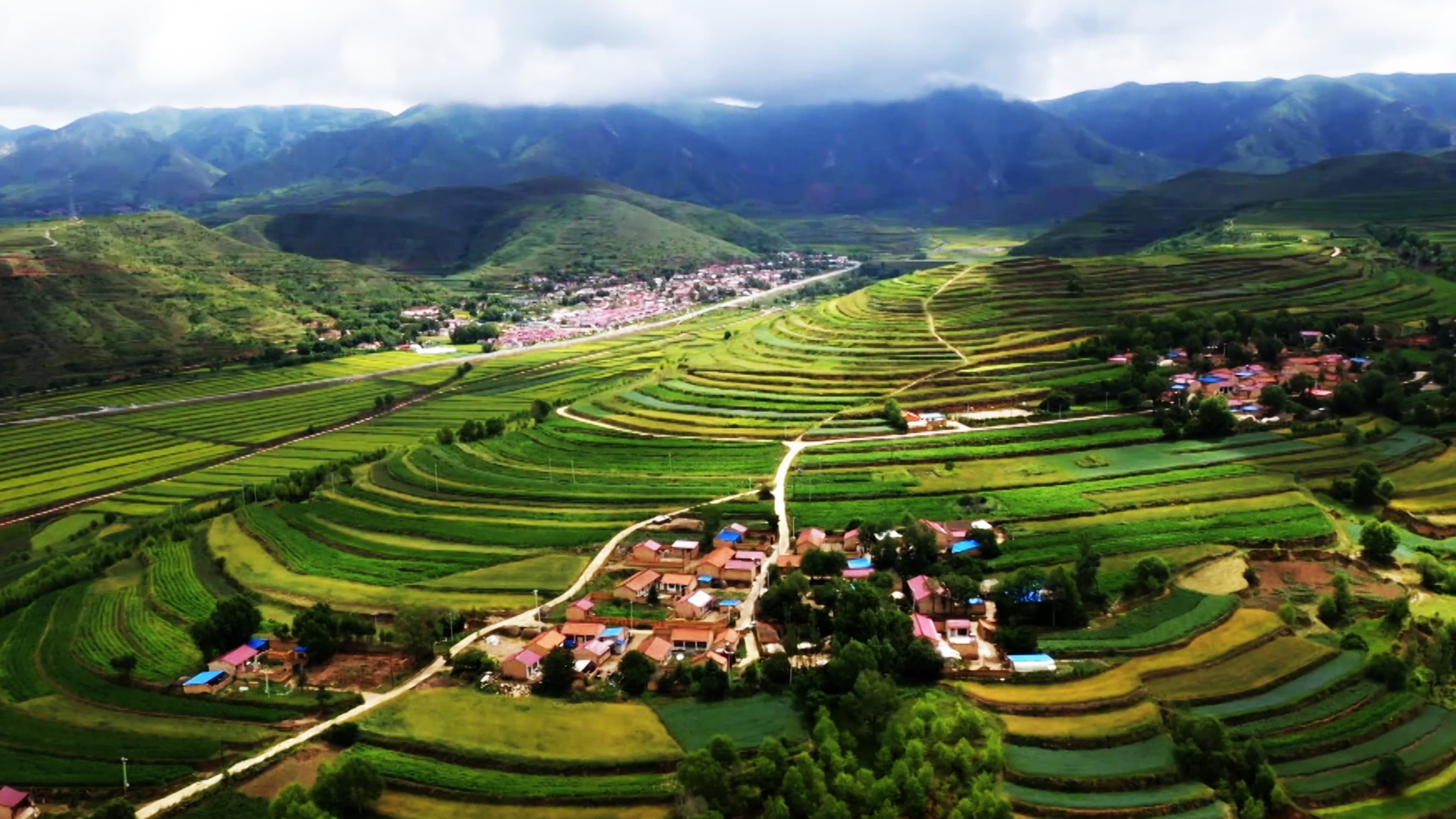 turkmenskaya-delegaciya-posetila-kitaj-dlya-obmena-opytom-v-oblasti-selskogo-hozyajstva-i-ekologii