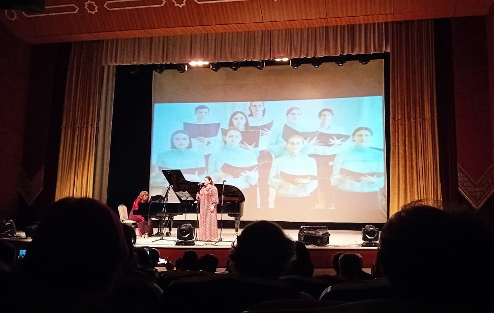 mezhdunarodnyj-marafon-odnoj-pesni-rodivshejsya-v-turkmenistane-prodolzhaetsya