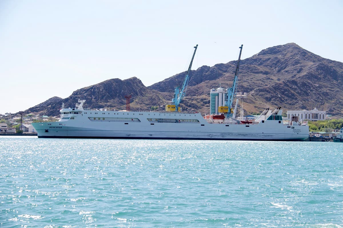 posol-torgovyj-oborot-turkmenistana-i-azerbajdzhana-v-2023-godu-vyros-na-75