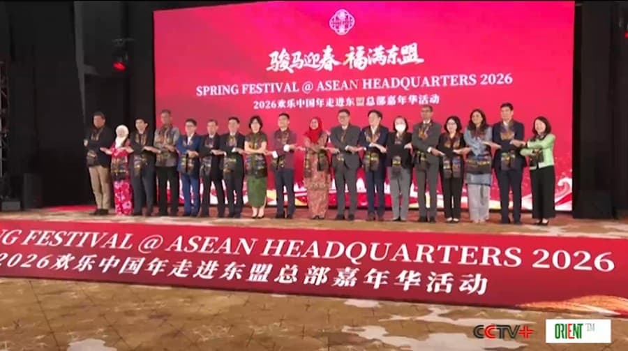 Celebrations held worldwide to usher in Chinese New Year