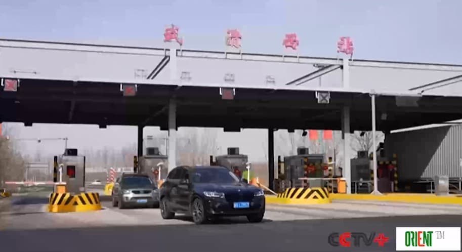 China's transport network steps up services as return travel peaks