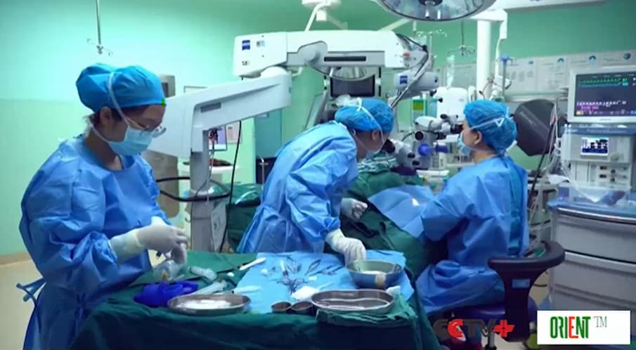 China to deepen people-centered medical reform: official