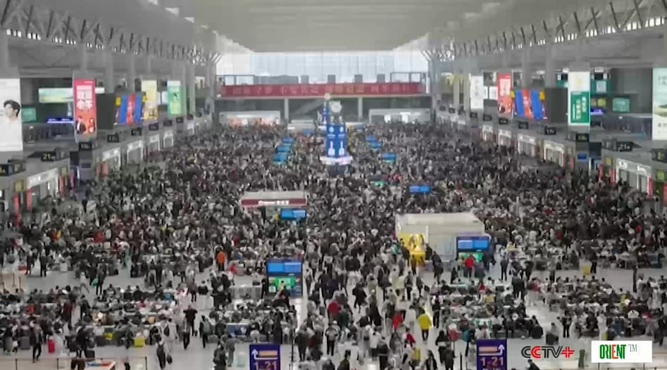 China's railways set passenger traffic record on first day of May Day holiday