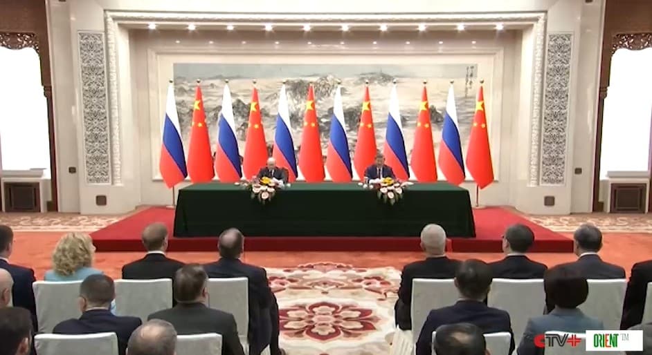 Si Szinpin we Wladimir Putin köpçülikleýin habar beriş serişdeleriniň wekilleri bilen duşuşdylar