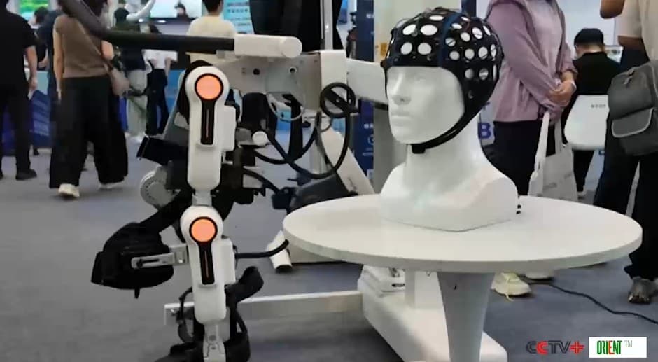 Brain-Computer Interface Products on Display at World Intelligence Expo in Tianjin. Health Monitoring, Sports Assistance and Rehabilitation