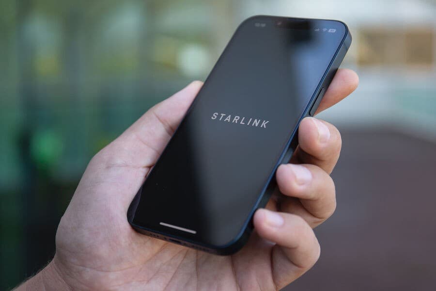 iPhone 18 Starlink hemralary bilen göni birikmäni alar