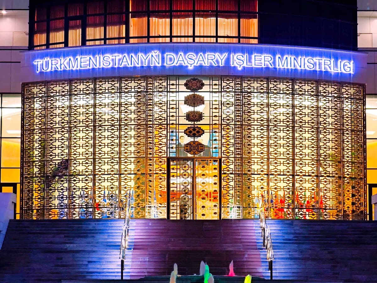 v-ashhabade-obsuzhdeny-klyuchevye-napravleniya-turkmeno-kitajskogo-partnyorstva