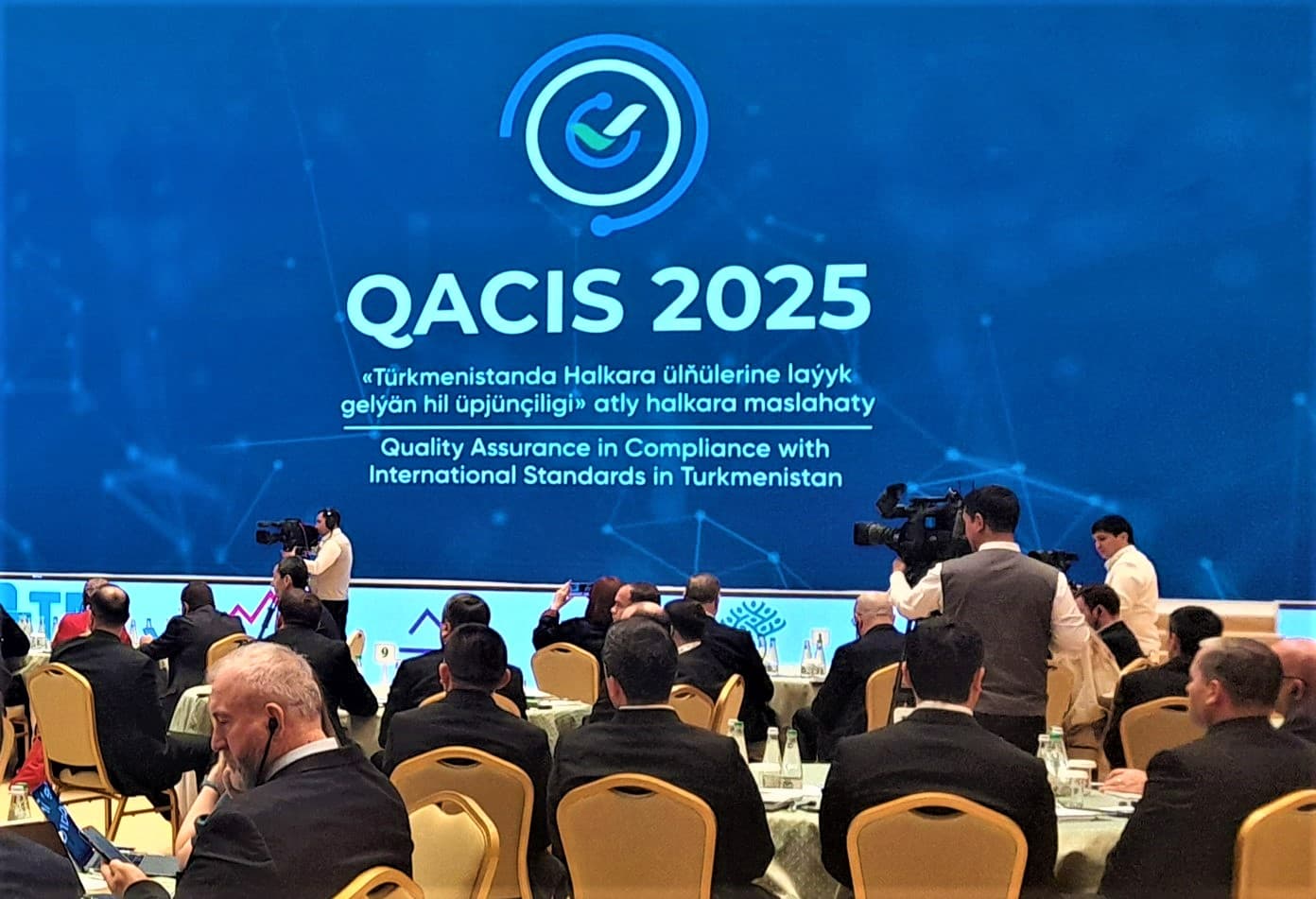 how-standards-open-doors-turkmen-business-discussions-qacis-2025