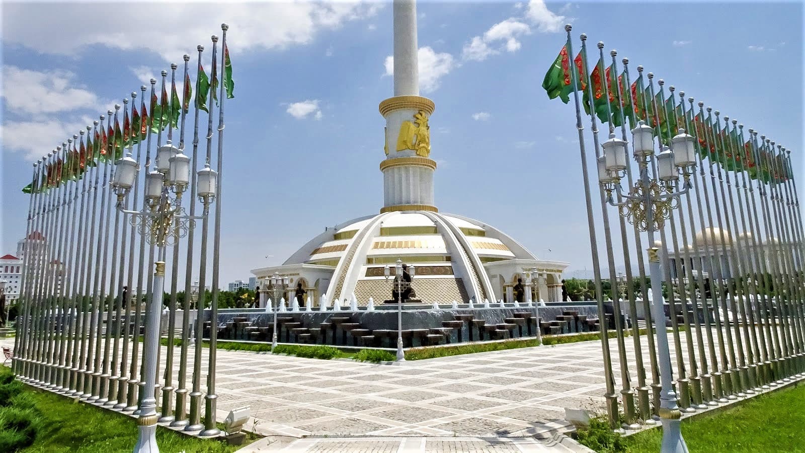 vyhodnoj-den-v-turkmenistane-perenesen-na-ponedelnik-19-maya