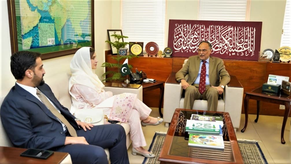 Islamabad calls for early completion of Transit Trade Agreement with Turkmenistan