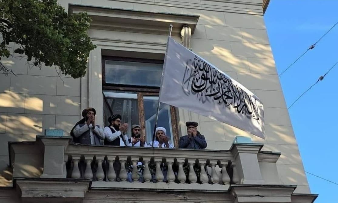 moskva-oficialno-priznala-islamskij-emirat-afganistan