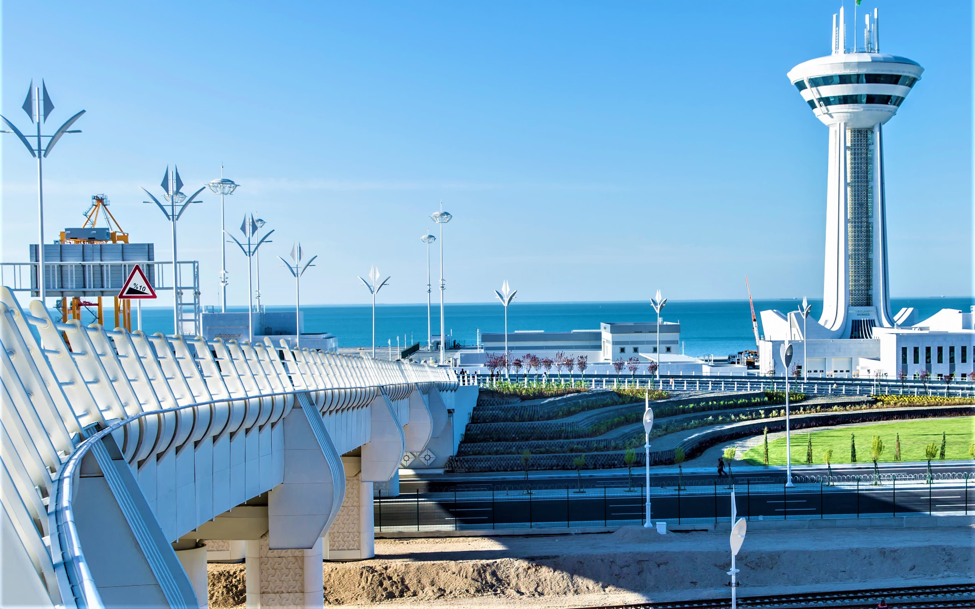 ca-model-preodoleniya-vyzovov-stran-bez-morya