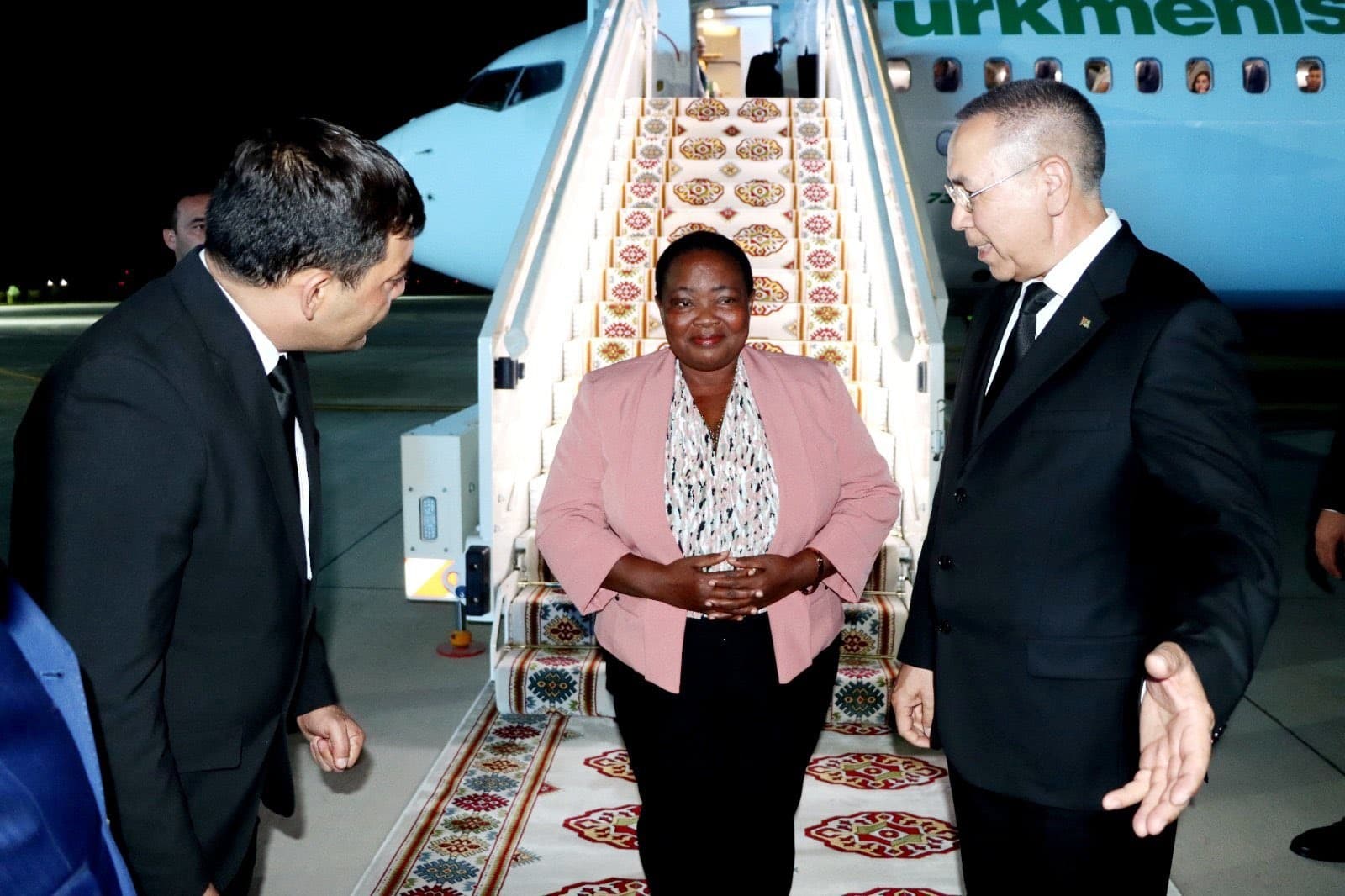 premer-ministr-uganda-avaza-konferenciya-oon