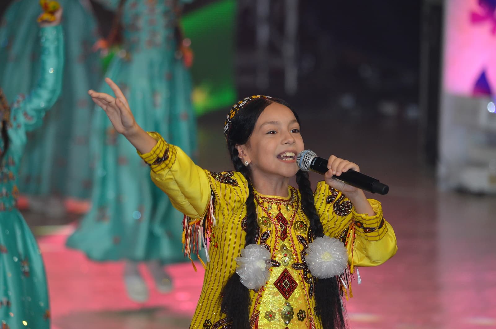 yunye-talanty-turkmenistana-pobediteli-konkursa-zhemchuzhinki-nezavisimosti-nagrazhdeny-ot-imeni-glavy-gosudarstva