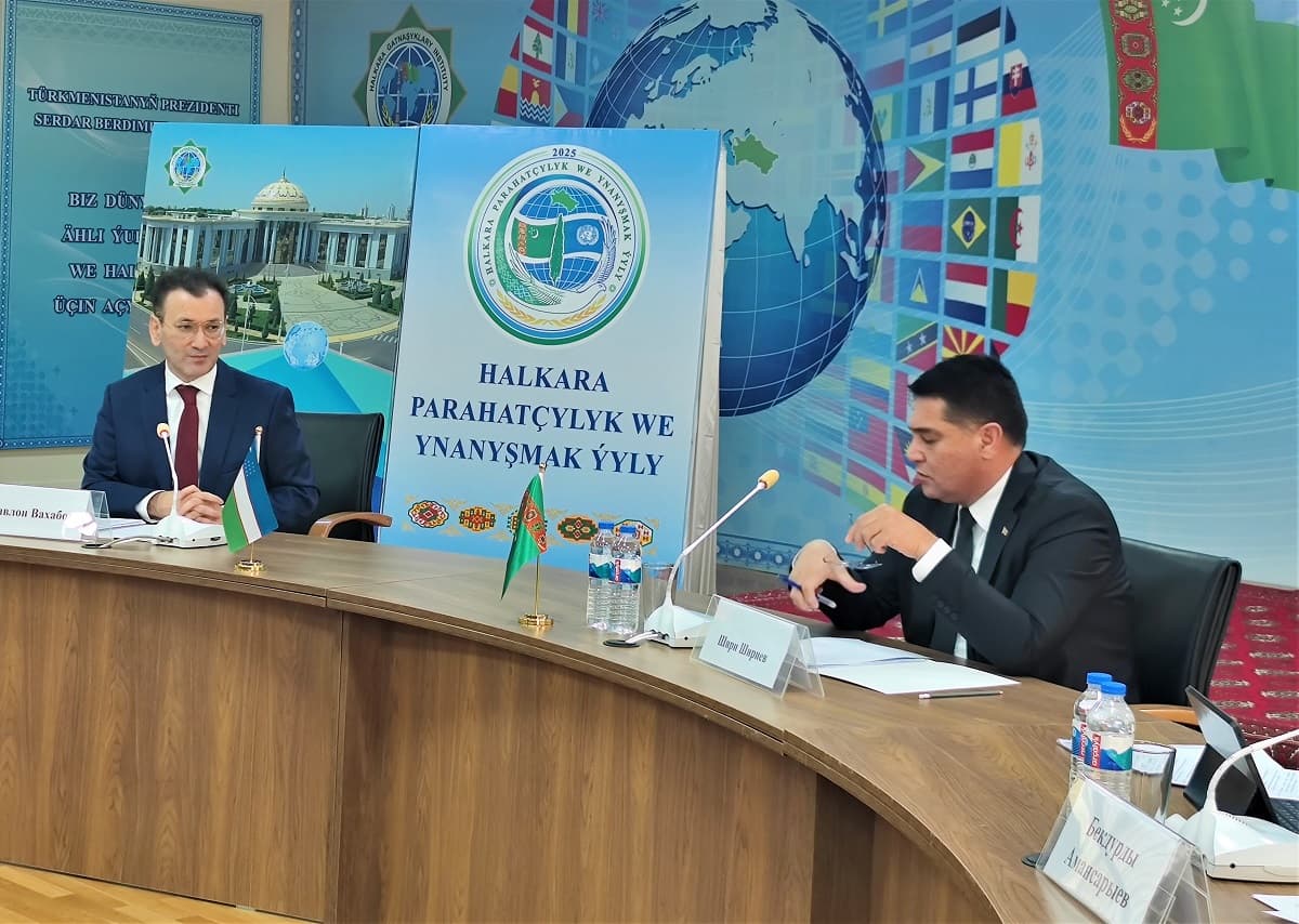 ashgabat-tashkent-dialog-analityka