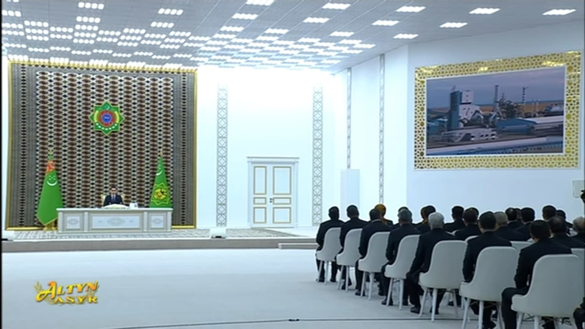 turkmenistanyn-prezidenti-sebitleri-toplumlayyn-osdurmek-boyunca-alyp-barylyan-isler-dowam-etdiriler