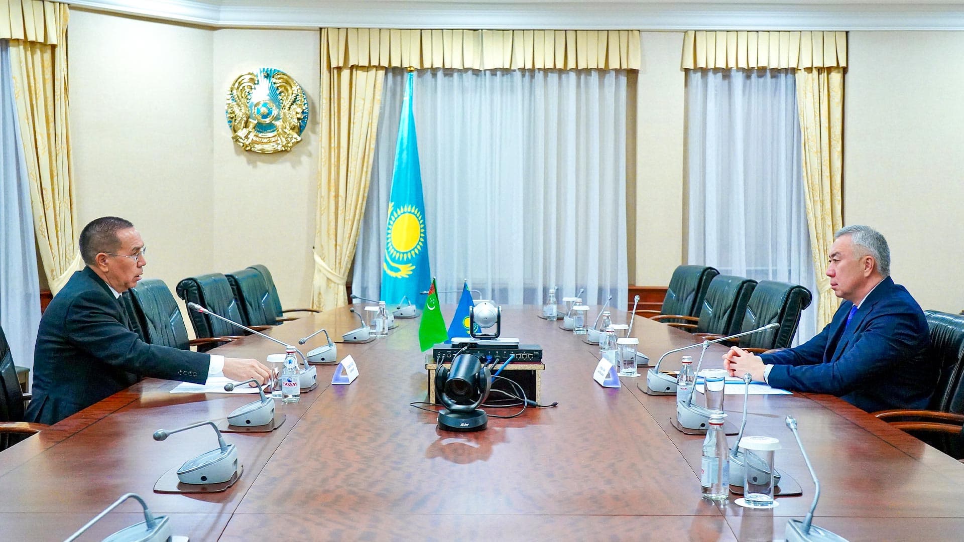 turkmenistan-kazahstan-geldimyradov-zhumangarin-agrotovary-transport