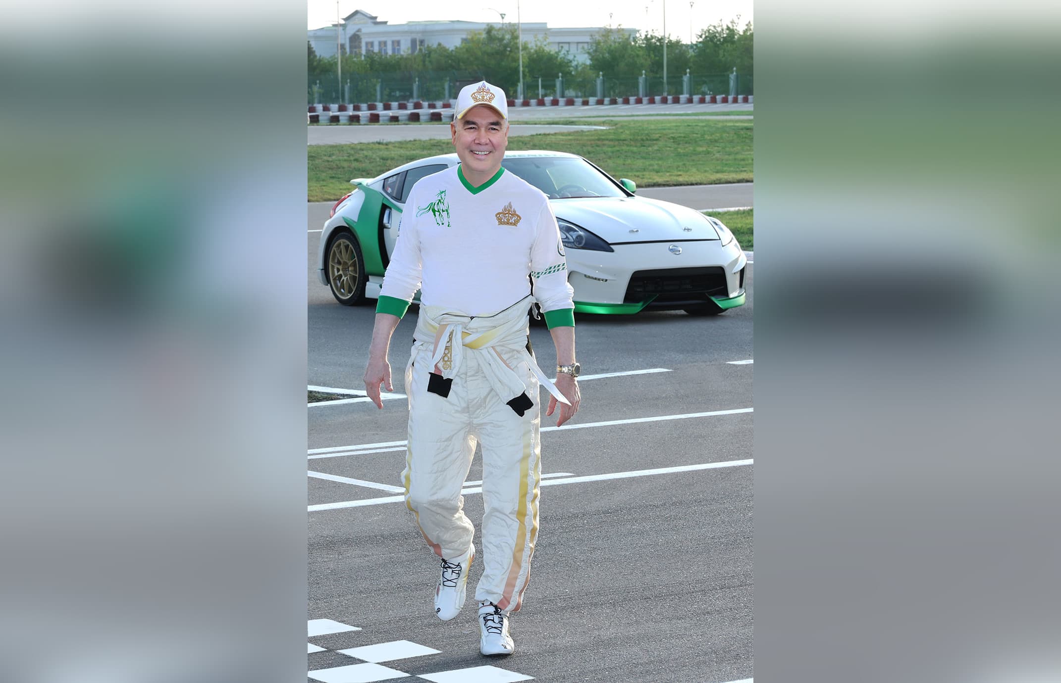 gahryman-arkadagymyz-gurbanguly-berdimuhamedow-turkmenistanyn-sport-ulag-merkezine-bardy