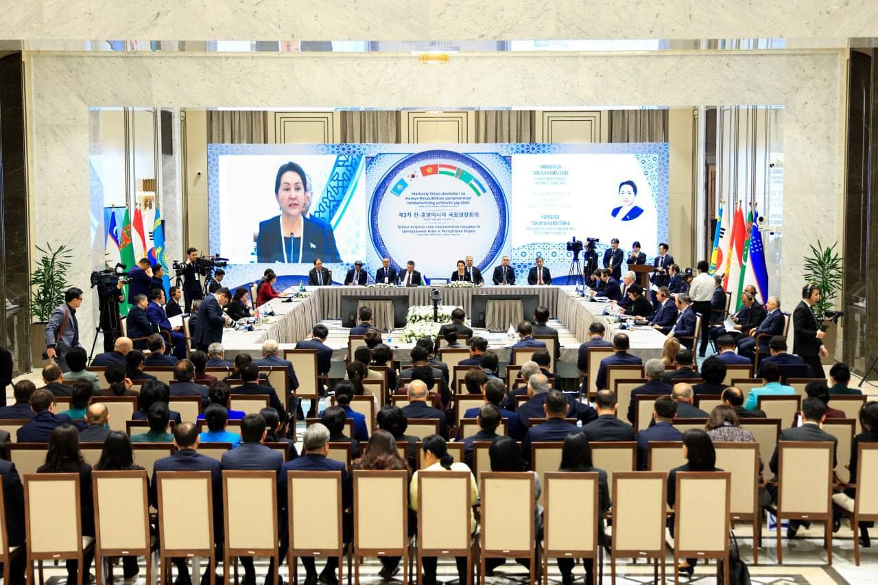 daskent-saherinde-merkezi-aziya-dowletlerinin-we-koreya-respublikasynyn-parlament-yolbascylarynyn-dususygy-gecirildi