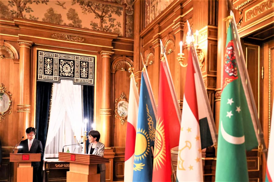 technological-alliance-results-meeting-president-turkmenistan-japanese-business-elite