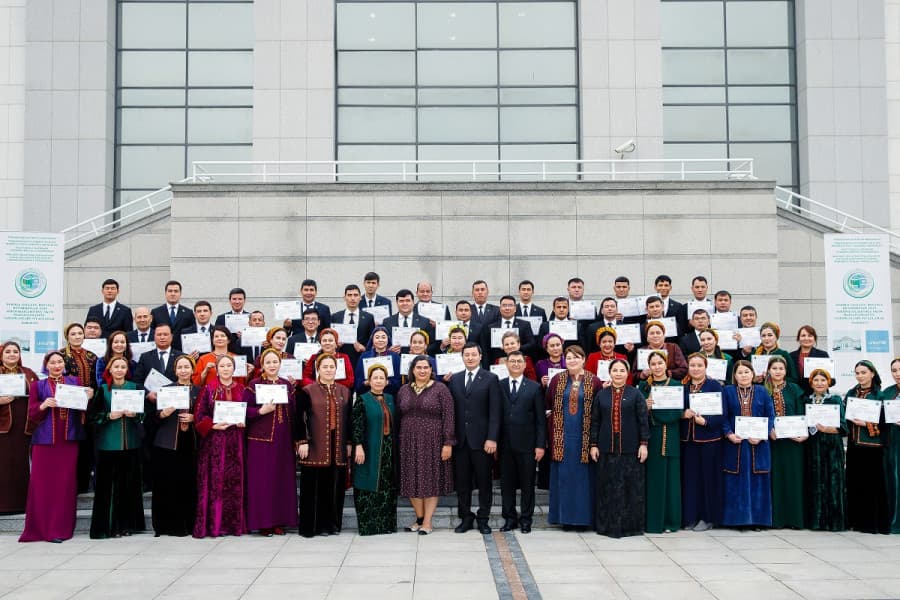 turkmenistanda-durmus-ugurly-isgarlerin-karinin-hili-taze-dereja-cykarylyar