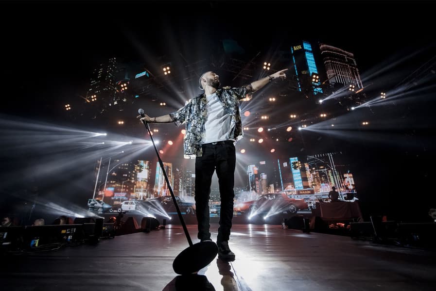 asgabat-taze-yyl-bayramynyn-meshur-yyldyzlaryny-garsy-alyar