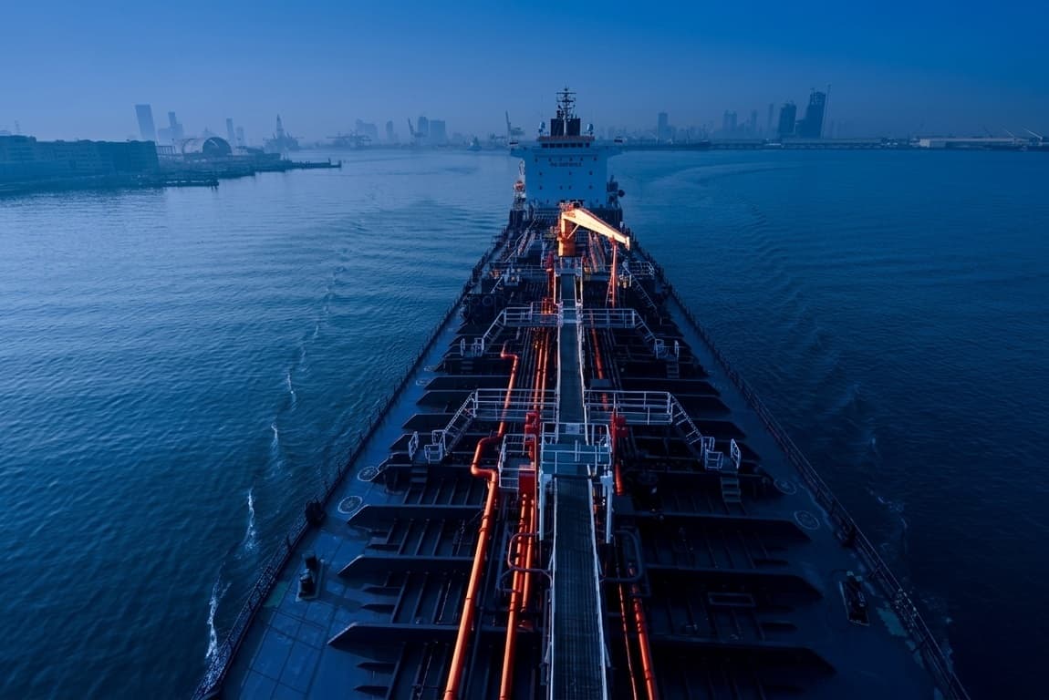 global-energy-market-logistics-vs-production-2026