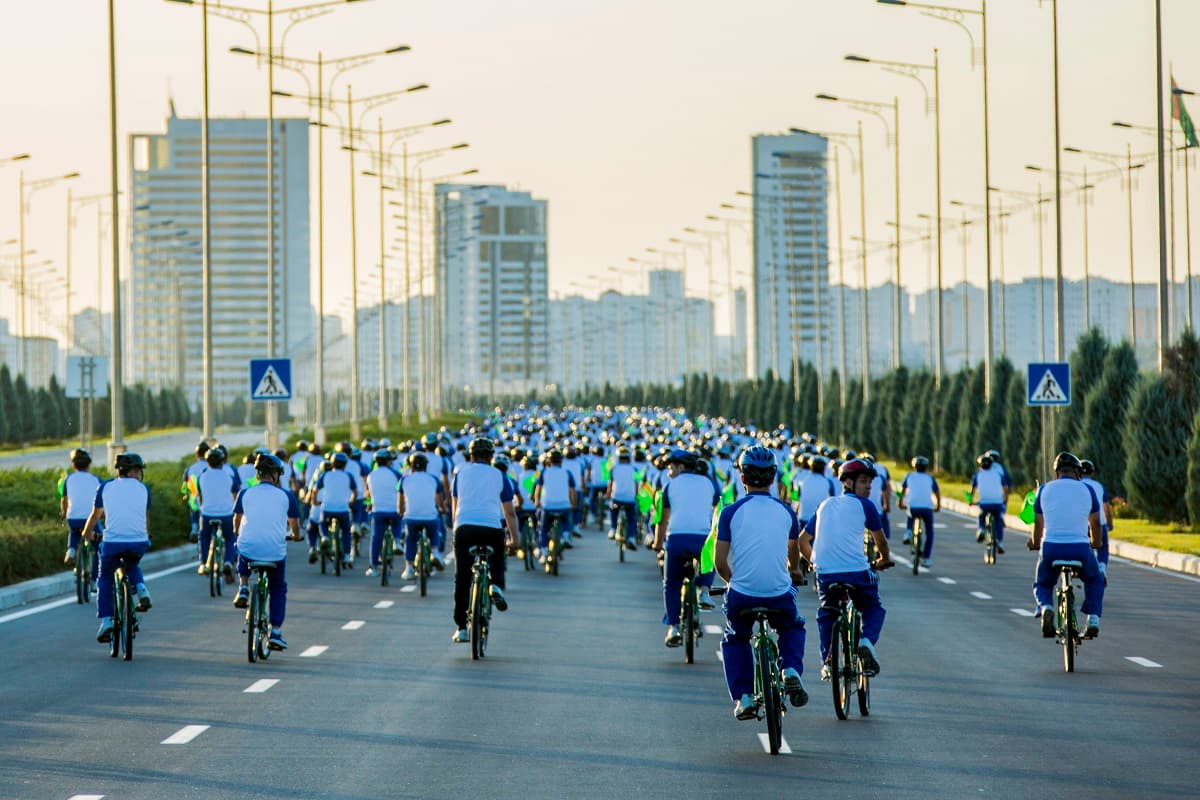 world-health-day-ashgabat-cycling-marathon-2026