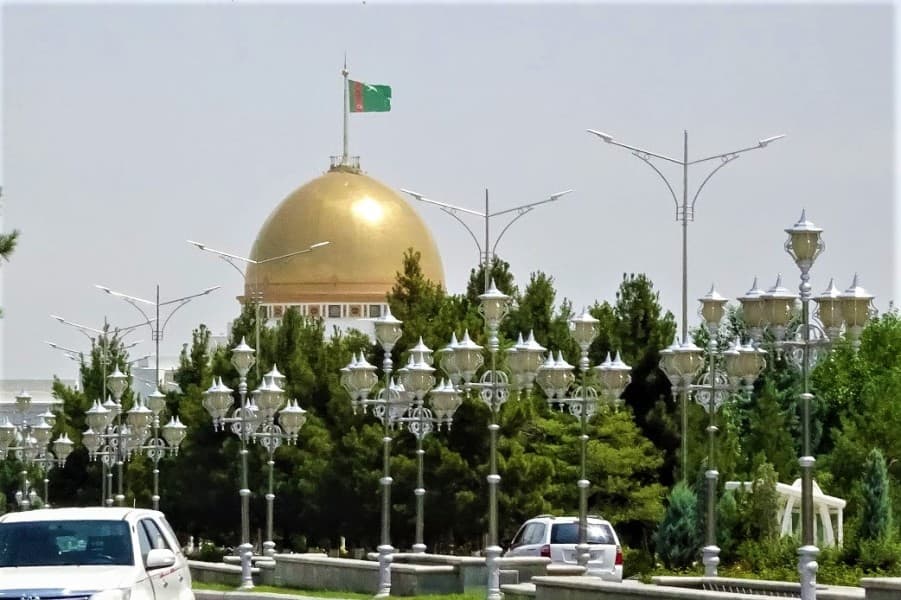 turkmenistanyn-prezidenti-koreyanyn-we-italiyanyn-ilcilerinin-ynanc-hatlaryny-kabul-etdi-hem-de-hyzmatdaslygyn-ileri-tutulyan-ugurlaryny-kesgitledi