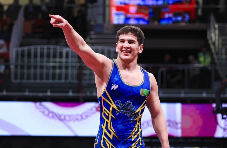 alp-arslan-begendzhov-zanyal-3-e-mesto-na-chempionate-azii-po-volnoj-borbe