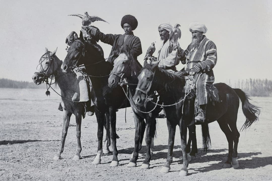 How Paul Nadar's Travel Photographs from the Karakum Desert Inspired Jules Verne
