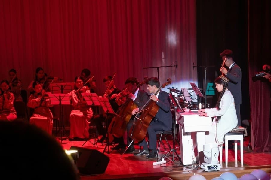 An Experimental Children's Concert Celebrated the Victory of Live Art over the Digital World