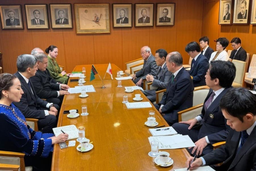 A Delegation from the Democratic Party of Turkmenistan Visited Japan