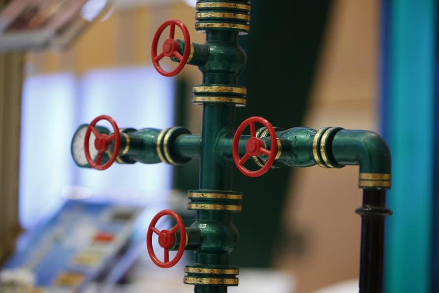 The State-Owned Concerns Turkmennebit and Turkmengaz Will Purchase Industrial Tubular Products from China