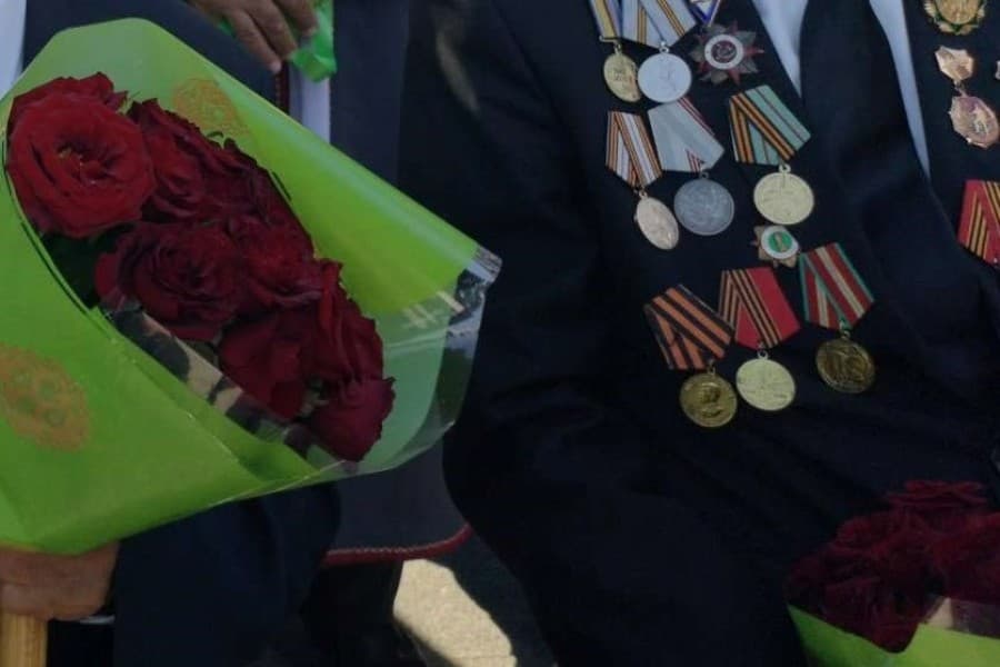 The President of Turkmenistan Signed a Decree on Awarding Veterans