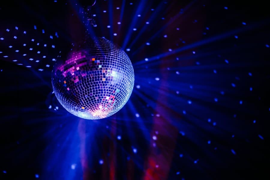 A Musical Journey Back to the Summer of the 80s and 90s in Ashgabat