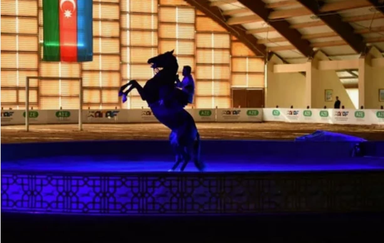 galkynysh-equestrian-performance-baku-2026