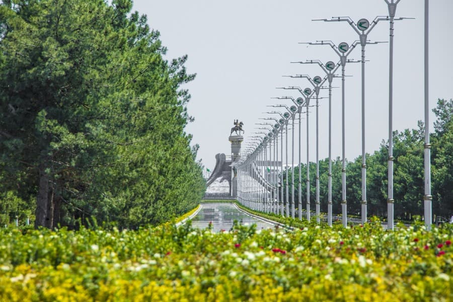 turkmenistan-ynsanperwer-gecelgelerini-gineltmek-ucin-gosmaca-barlag-goyberis-nokatlaryny-acdy