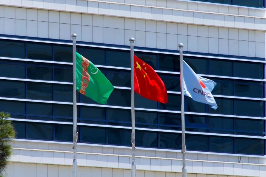 gurbanguly-berdimuhamedow-cnpc-nin-yolbascysy-bilen-dususdy