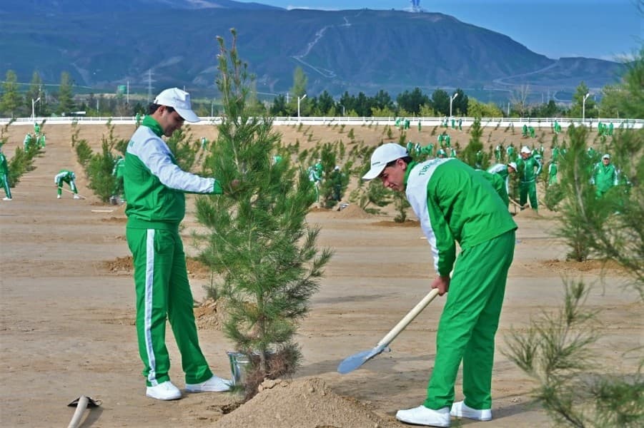 turkmenistan-celebrated-novruz-nationwide-environmental-campaign